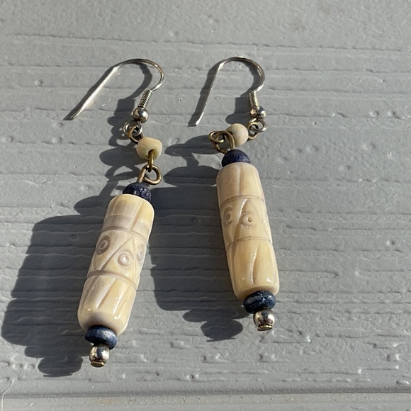 Dangle Earrings Carved beads pierced 2” long - Picture 3 of 7